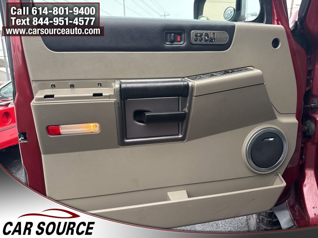 Used 2004 HUMMER H2 w/ Preferred Equipment Group image 13