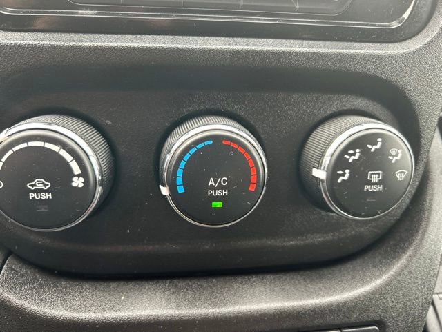 Used 2019 RAM ProMaster 2500 FWD image 16