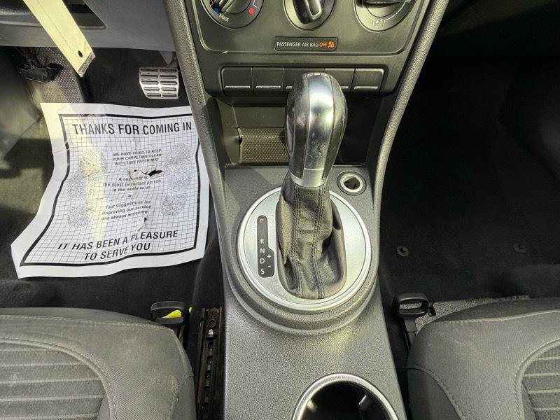 Used 2012 Volkswagen Beetle 2.0T FWD image 32