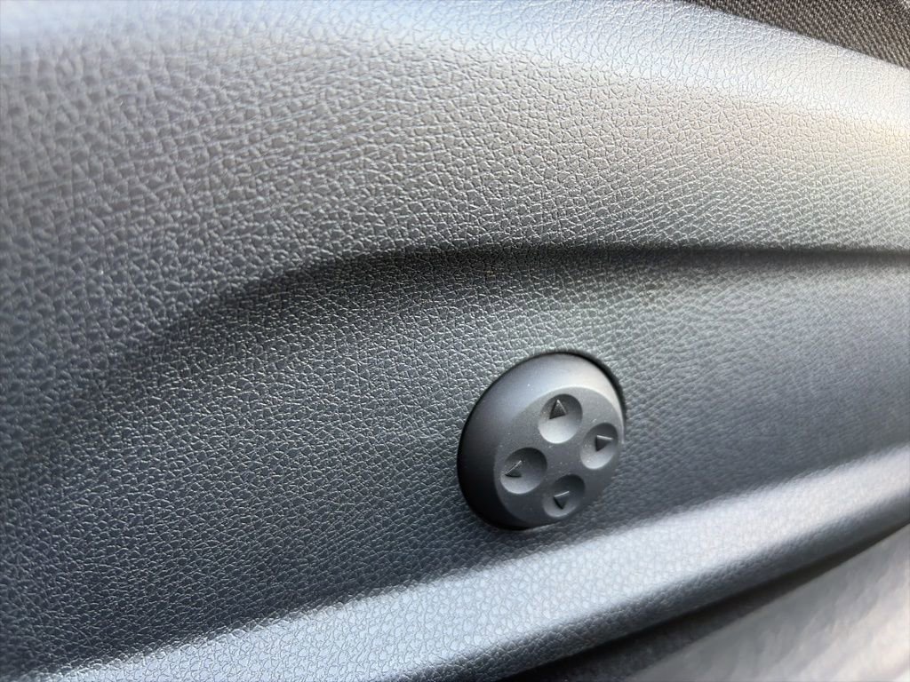 Used 2020 Mercedes-Benz C 300 4MATIC Coupe image 10