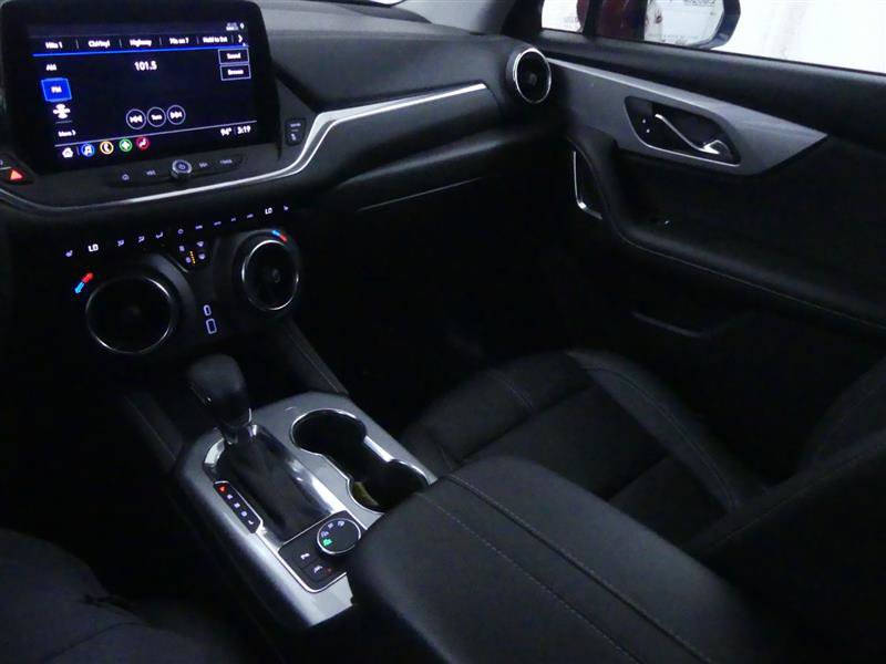 Used 2023 Chevrolet Blazer LT AWD/4WD image 14