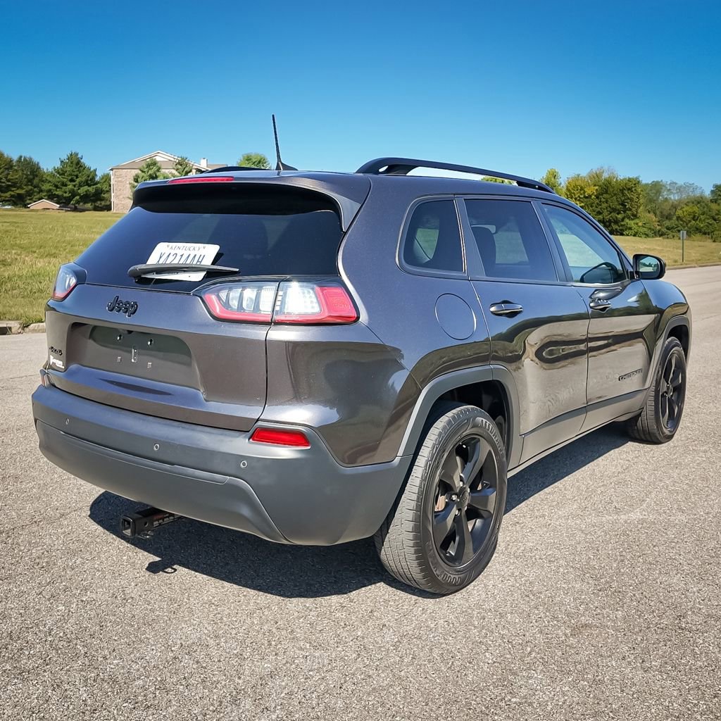 Used 2020 Jeep Cherokee Latitude Plus AWD/4WD image 34