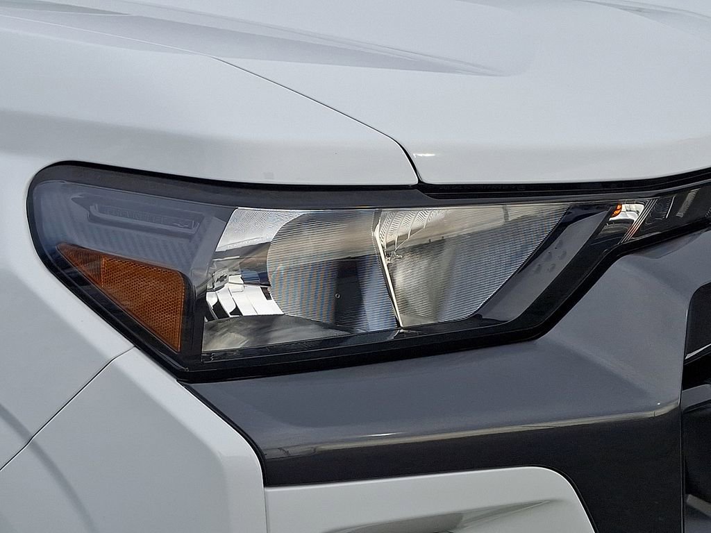 Used 2024 Chevrolet Colorado LT image 9