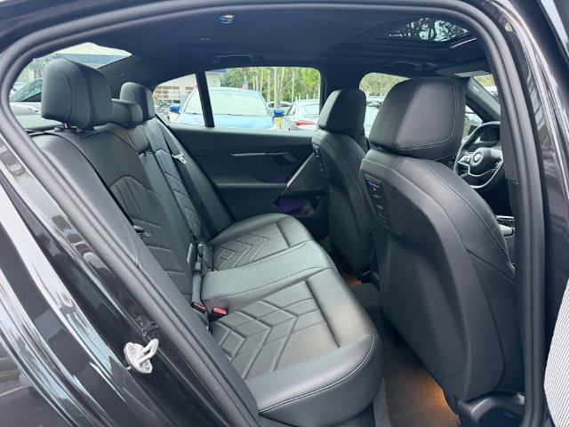 Used 2026 BMW 530i RWD image 18
