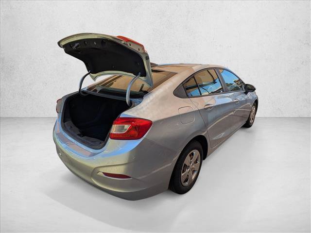 Used 2017 Chevrolet Cruze LS FWD image 19