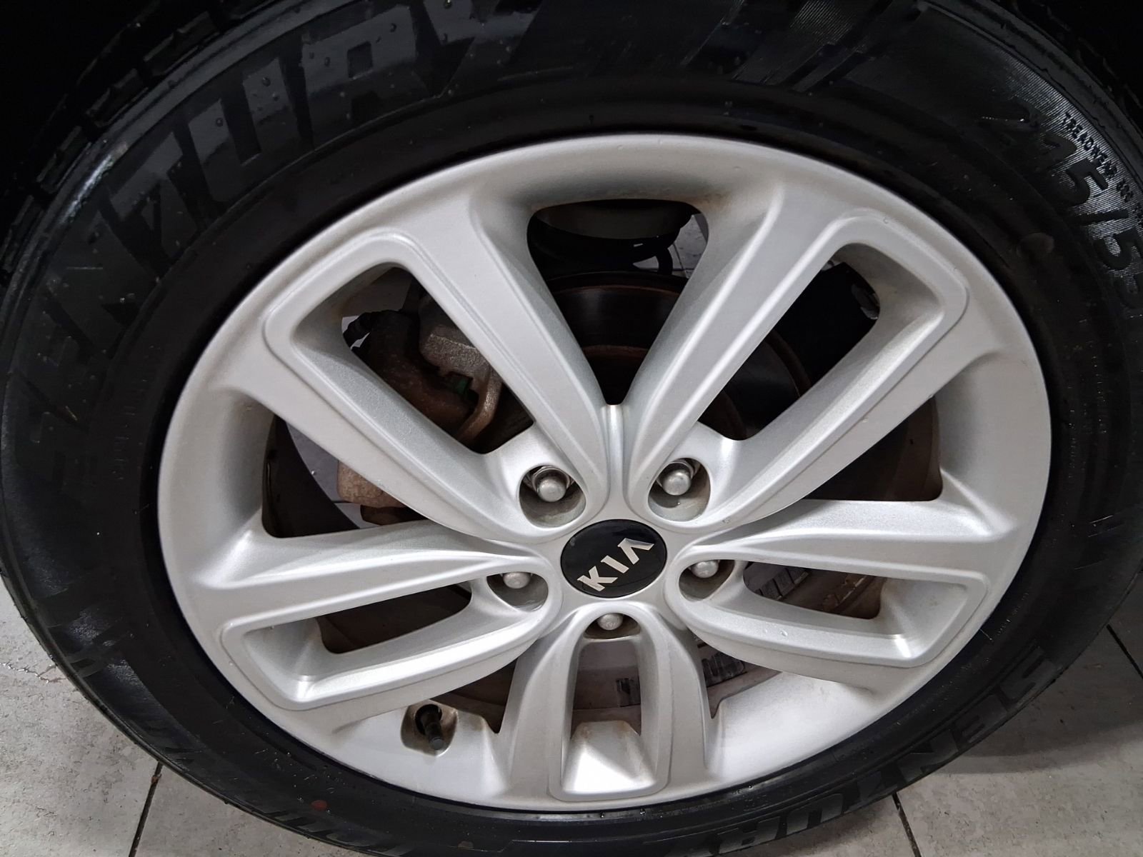 Used 2018 Kia Soul + FWD image 12