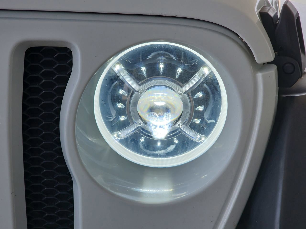 Used 2019 Jeep Wrangler Unlimited Sport S image 35