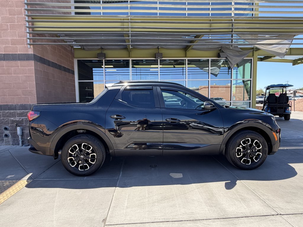 Used 2023 Hyundai Santa Cruz SEL Premium AWD/4WD image 9