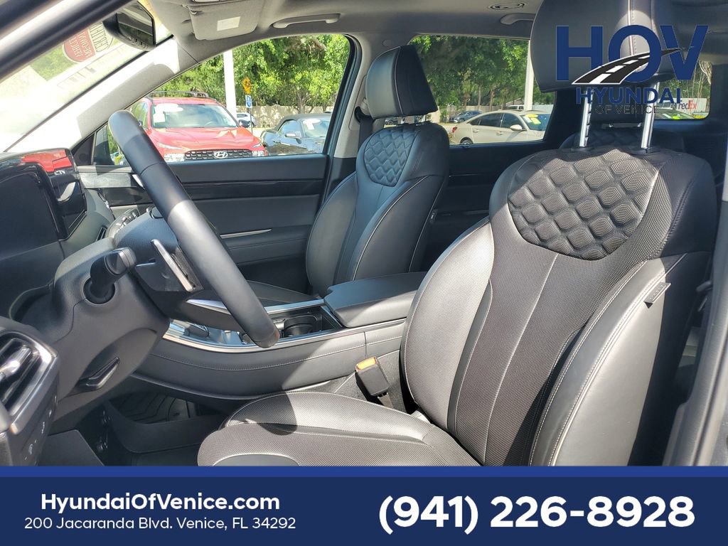 Used 2022 Hyundai Palisade Limited w/ Cargo Package image 22