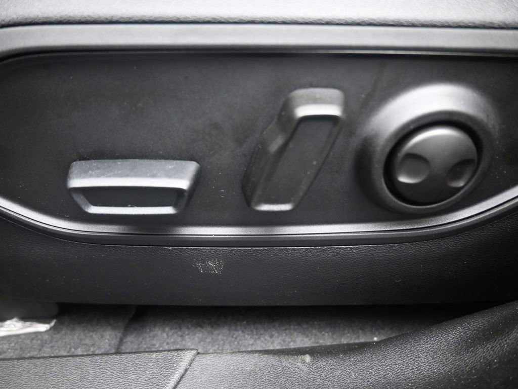 New 2026 Jeep Cherokee Limited AWD/4WD image 33