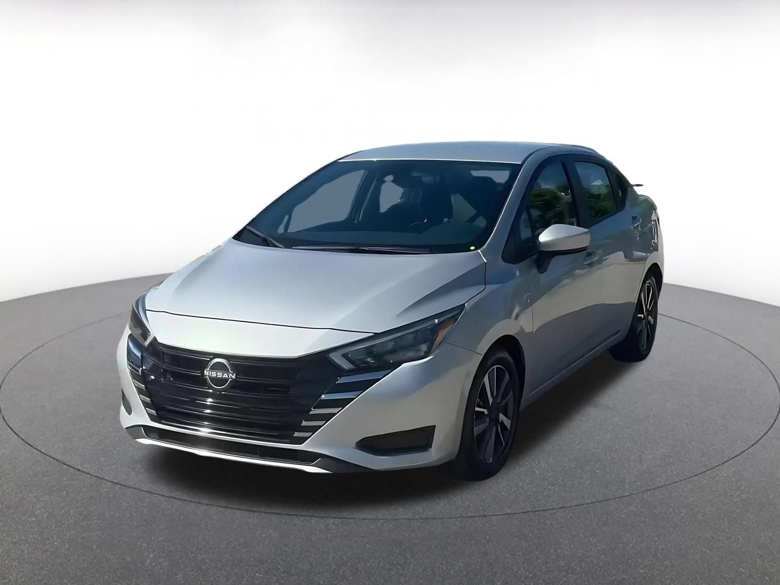 Used 2025 Nissan Versa SV FWD image 7