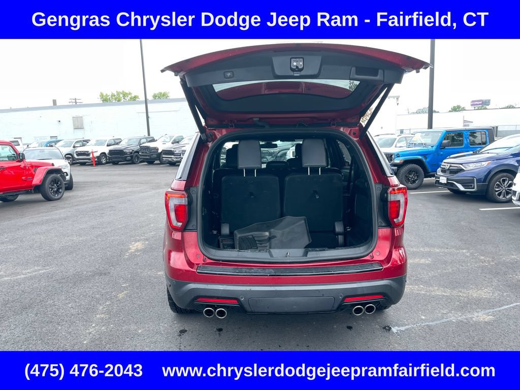 Used 2018 Ford Explorer Sport w/ Equipment Group 401A AWD/4WD image 32