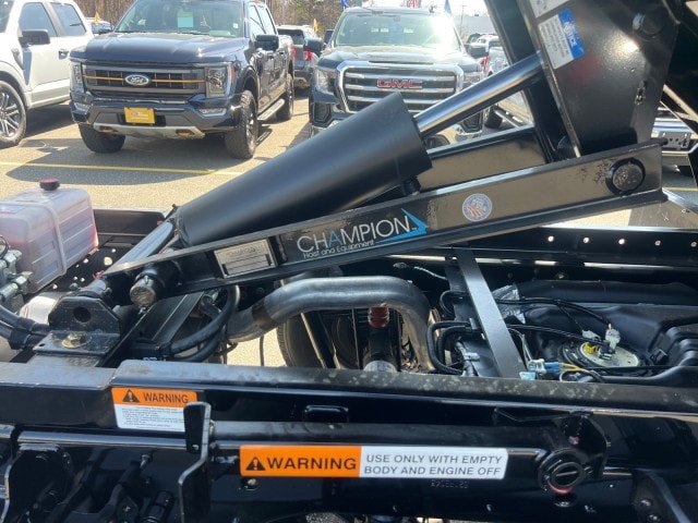 New 2026 Ford F350 XL w/ XL Chrome Package AWD/4WD image 35