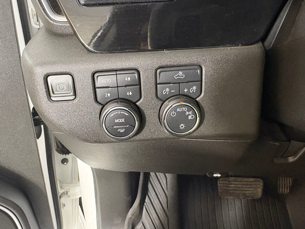 Certified 2022 Chevrolet Silverado 1500 LT AWD/4WD image 31