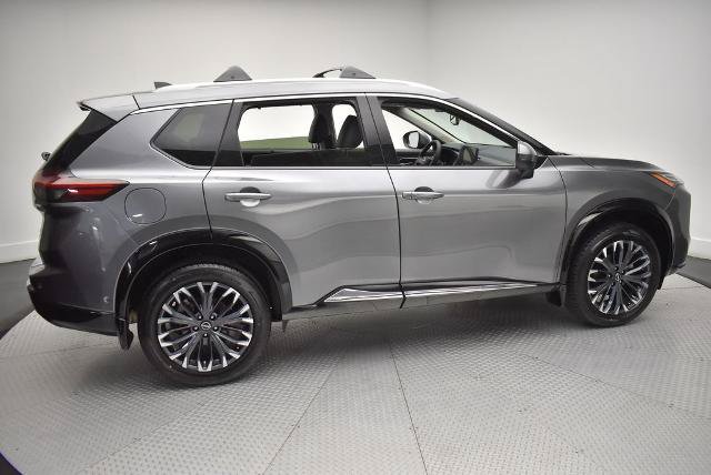 Certified 2026 Nissan Rogue Platinum w/ Platinum Premium Package AWD/4WD image 4