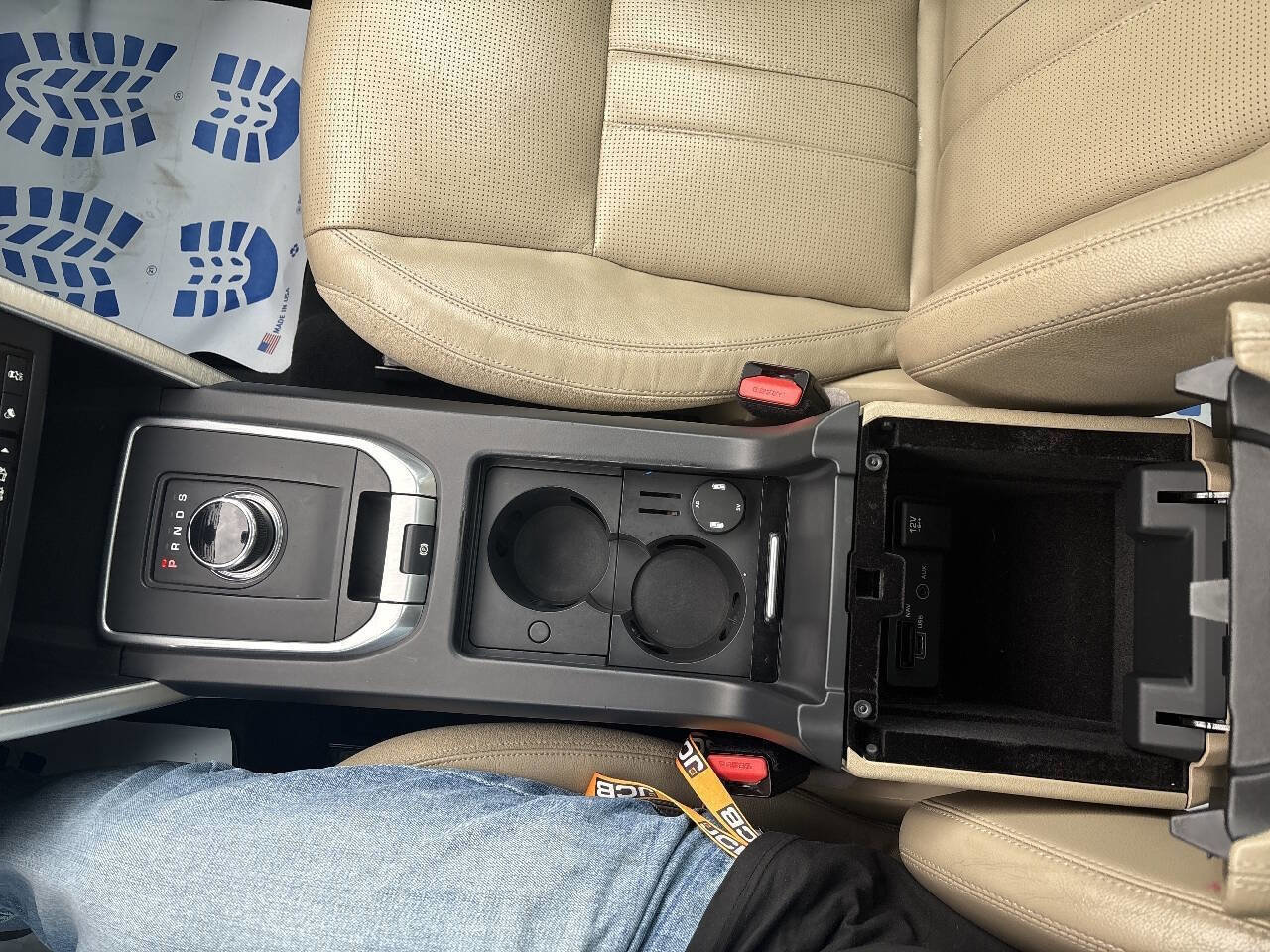 Used 2017 Land Rover Discovery Sport HSE image 30