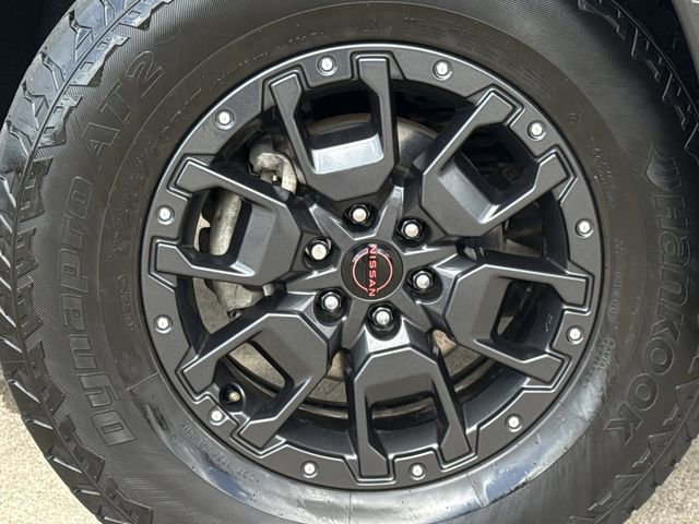 Used 2022 Nissan Frontier Pro-X w/ Pro-X Premium Package image 12