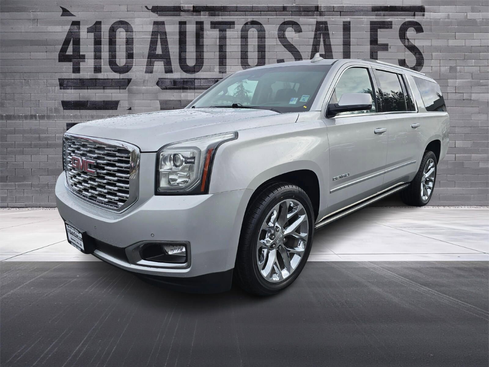 Used 2020 GMC Yukon XL Denali w/ Denali Premium Package image 6