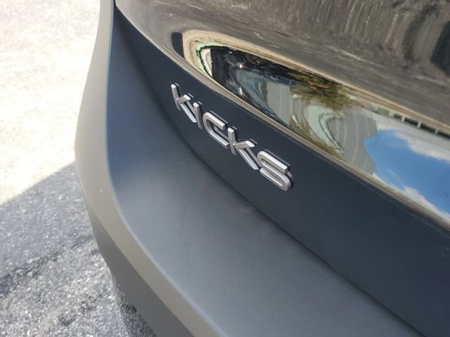 New 2026 Nissan Kicks SR FWD image 6