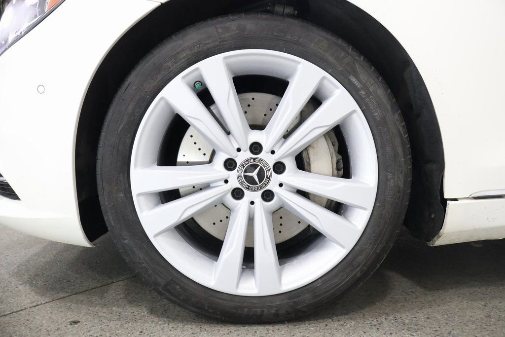 Used 2017 Mercedes-Benz S 550 4MATIC Sedan image 5