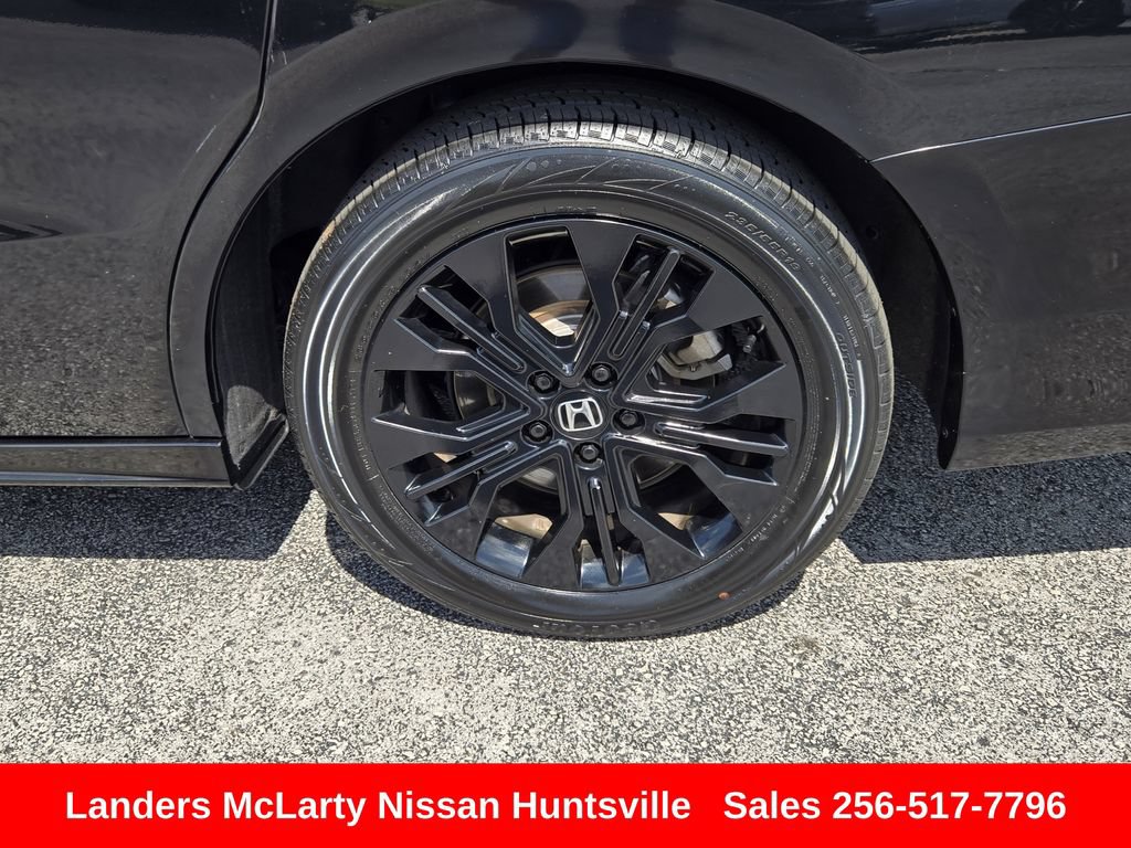 Used 2025 Honda Odyssey Sport-L image 12