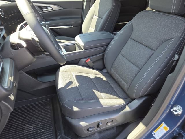 New 2026 Chevrolet Traverse LT w/ Driver Confidence Package FWD image 34