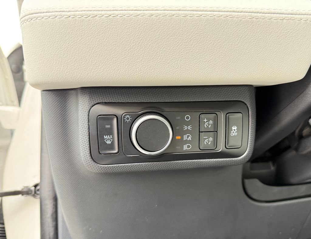 Used 2024 Ford Mustang Mach-E Premium image 22