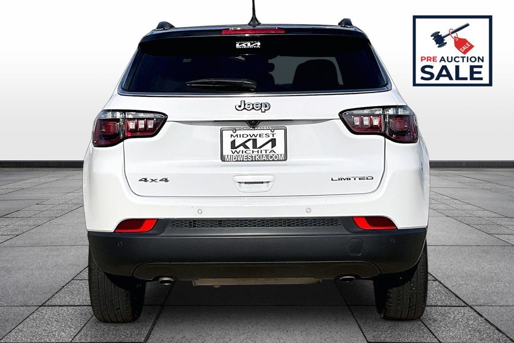 Used 2025 Jeep Compass Limited AWD/4WD image 4
