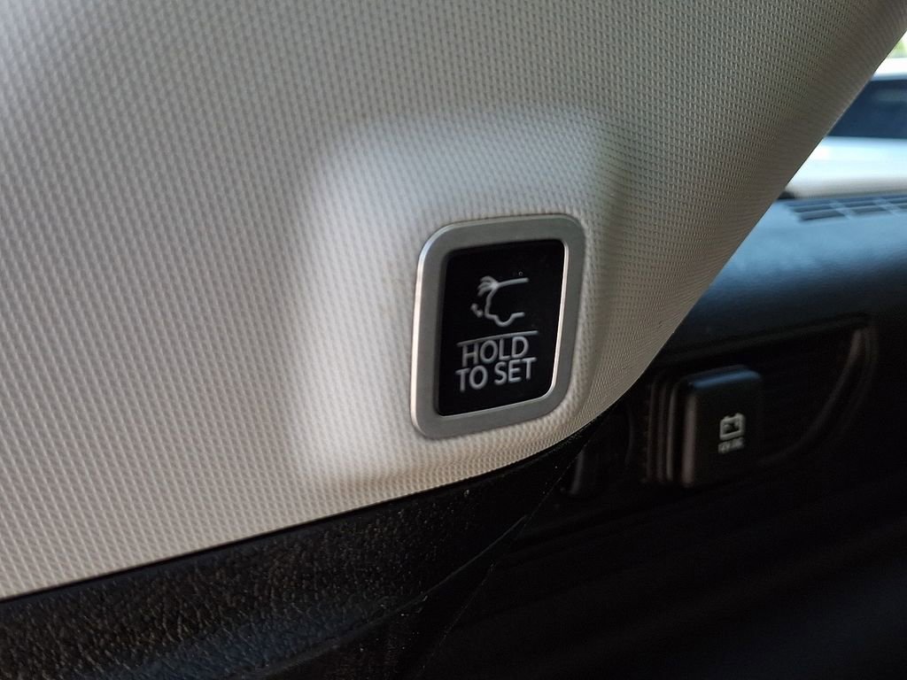 Certified 2023 Jeep Grand Cherokee 4WD 4xe image 33