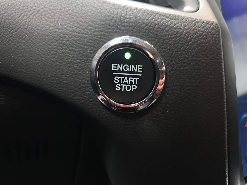 Used 2024 Ford Edge SEL image 21