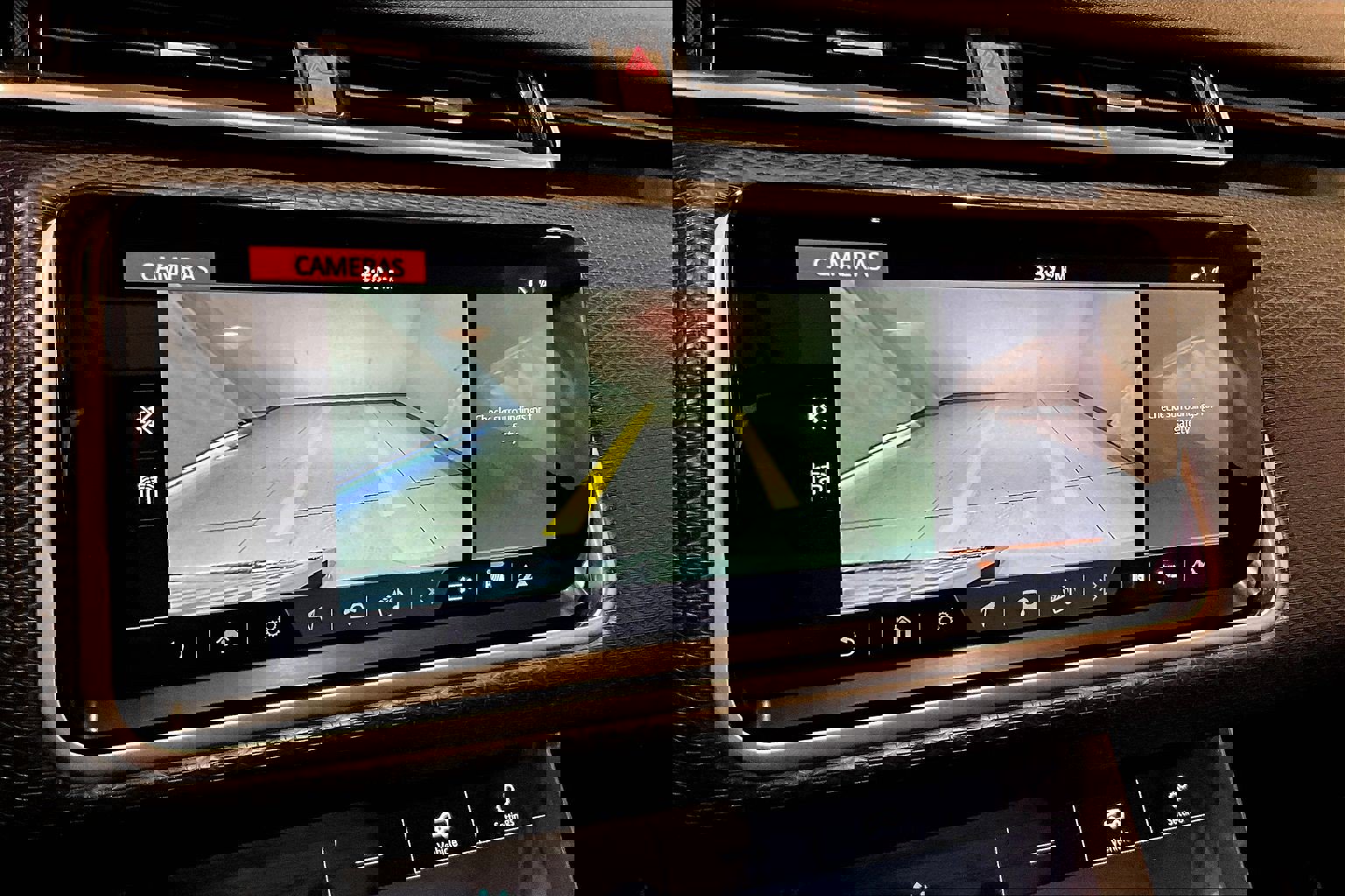 Used 2019 Land Rover Range Rover Velar S image 14