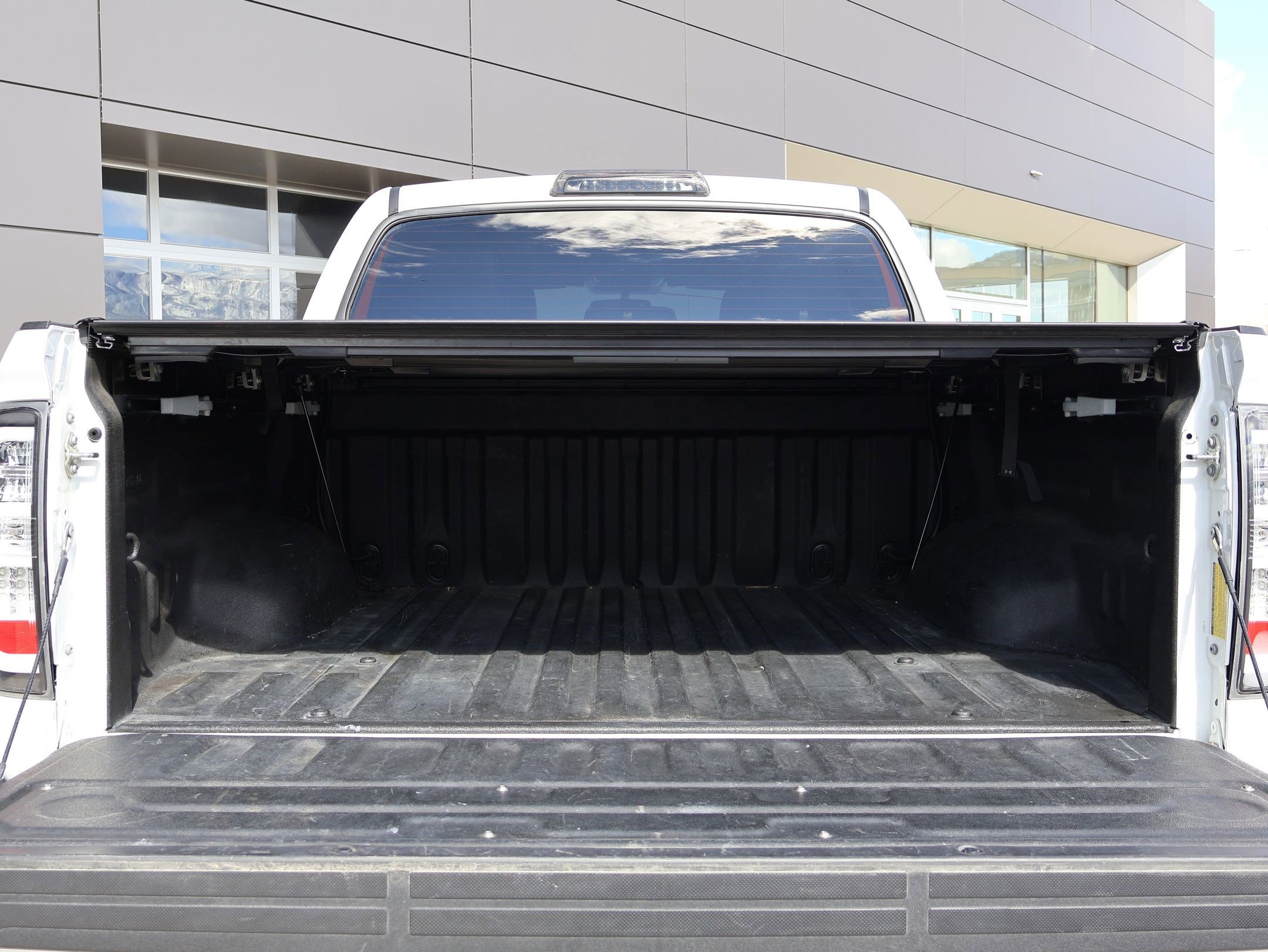 Used 2017 Toyota Tundra Limited image 28