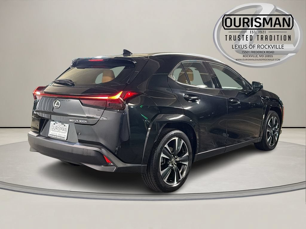 Certified 2025 Lexus UX 300h AWD w/ Accessory Package (Z2) image 8