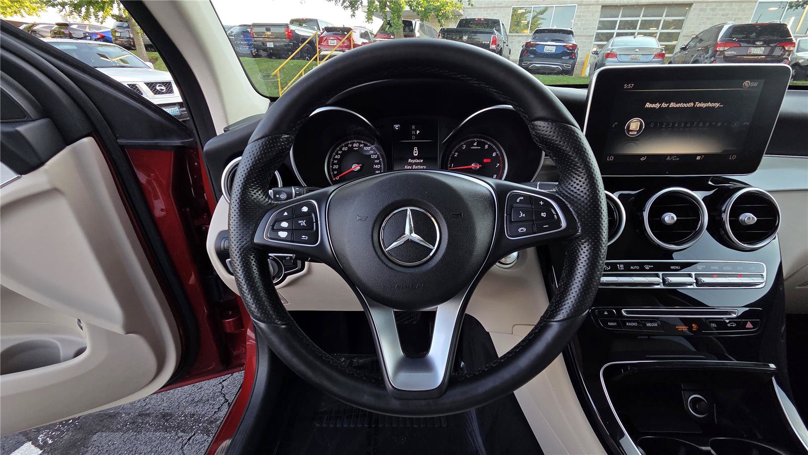 Used 2017 Mercedes-Benz GLC 300 4MATIC image 51