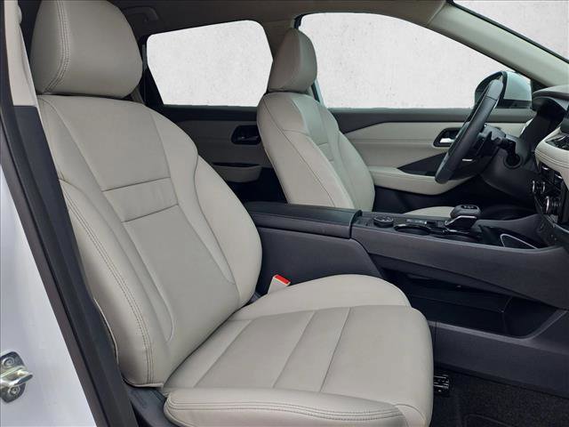 Used 2024 Nissan Rogue SL image 21