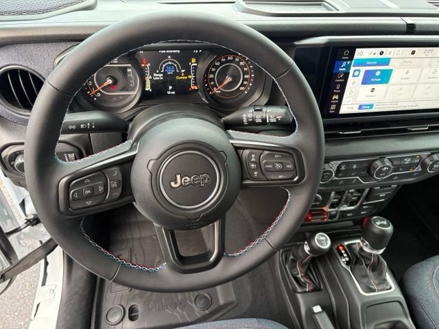 New 2026 Jeep Wrangler Unlimited Sport w/ Dual Top Group AWD/4WD image 21