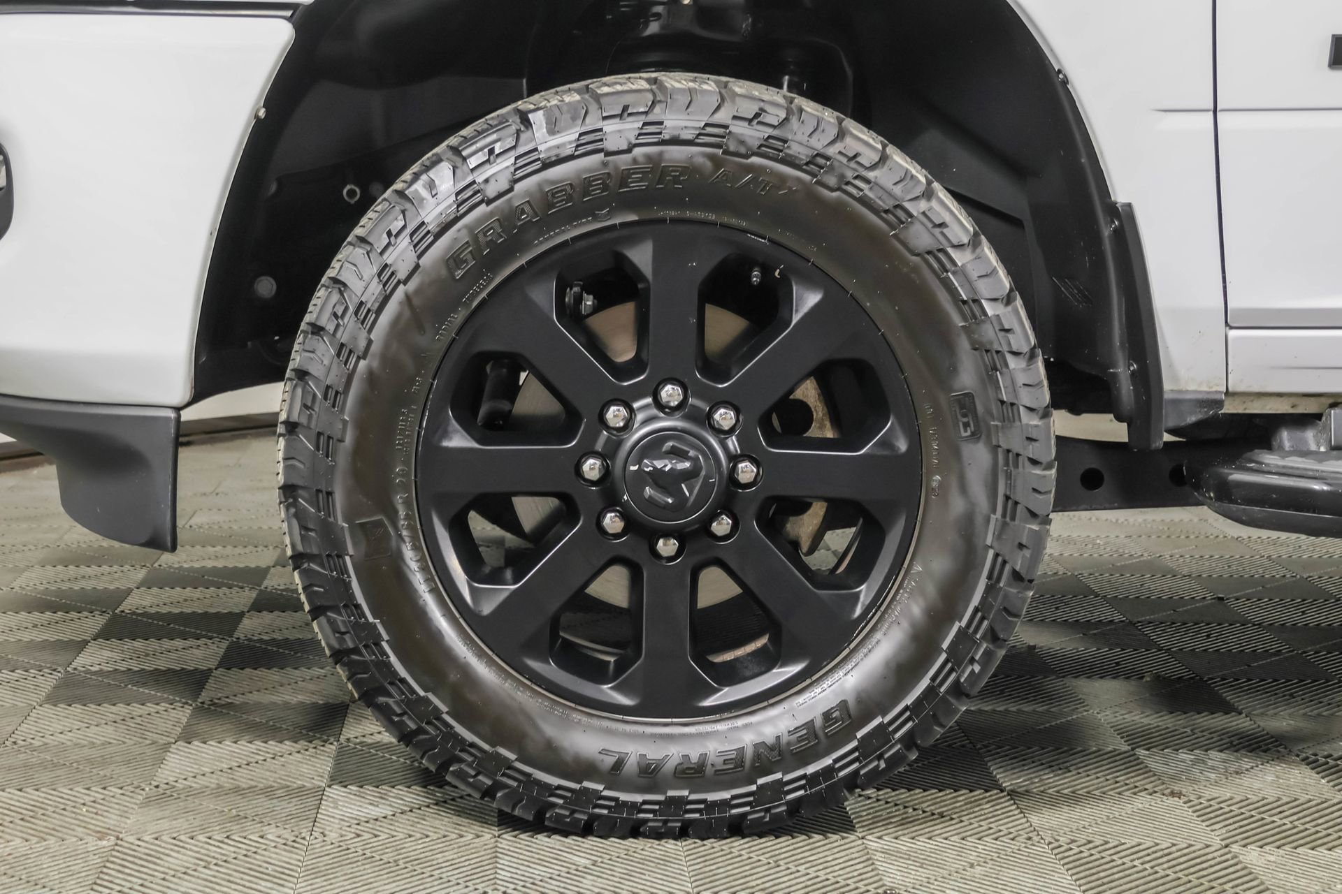 Used 2025 RAM 2500 Big Horn AWD/4WD image 19