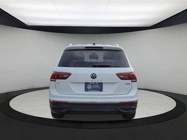 Certified 2022 Volkswagen Tiguan SE image 6