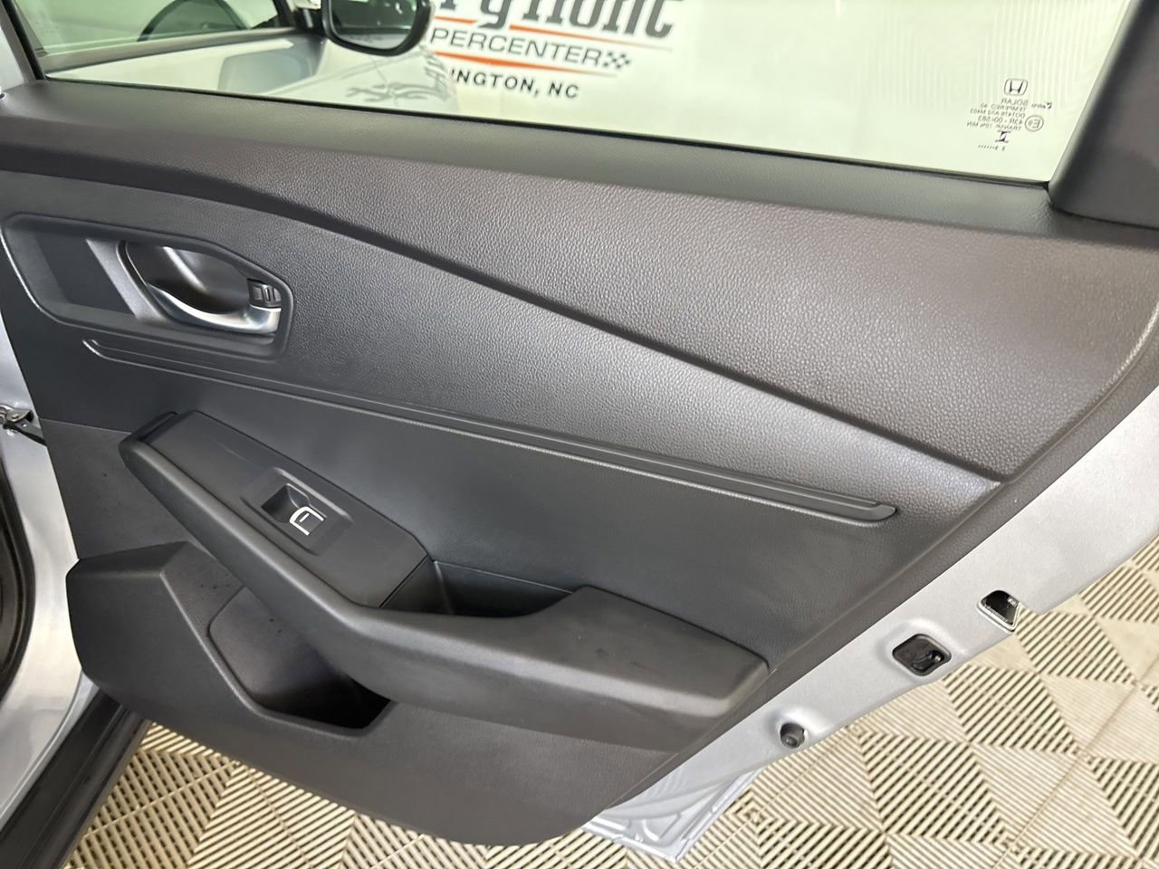 Used 2025 Honda Accord SE image 24