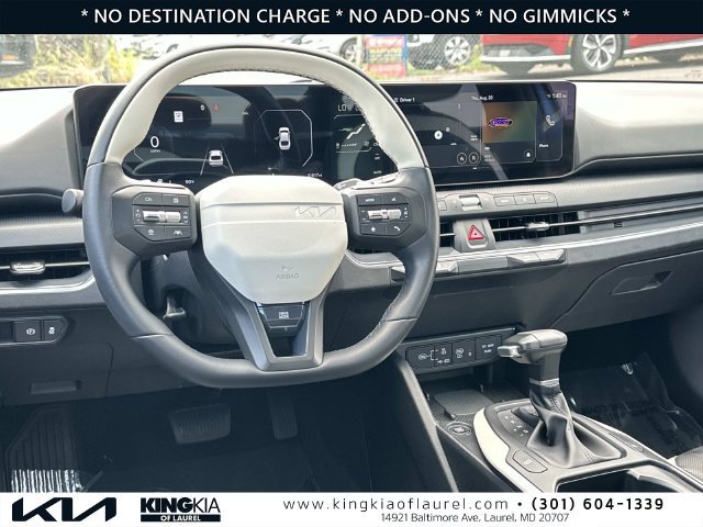 Used 2025 Kia K4 GT-Line w/ GT-Line Premium Package FWD image 2