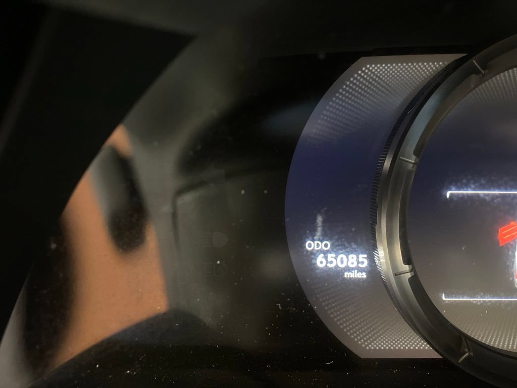 Used 2023 Lexus ES 350 F Sport w/ Accessory Package (Z2) FWD image 2