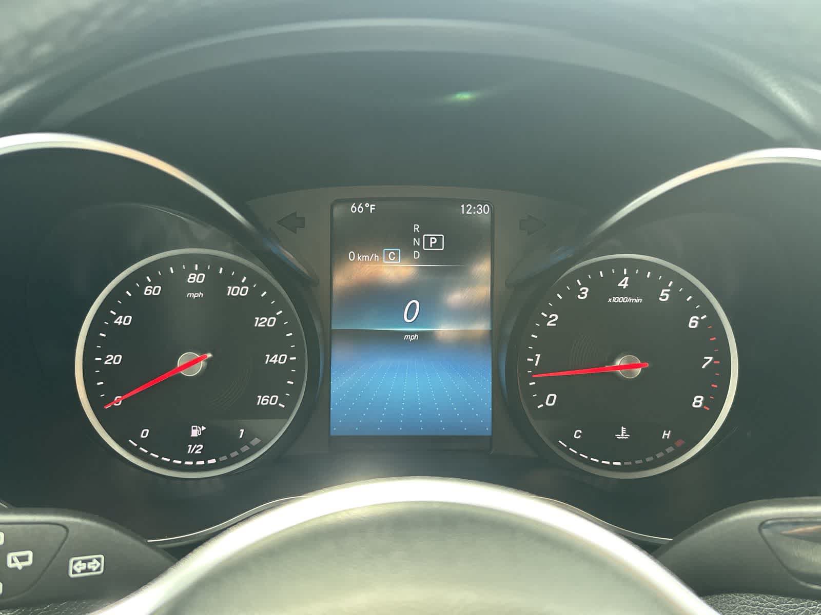 Used 2021 Mercedes-Benz GLC 300 4MATIC image 13