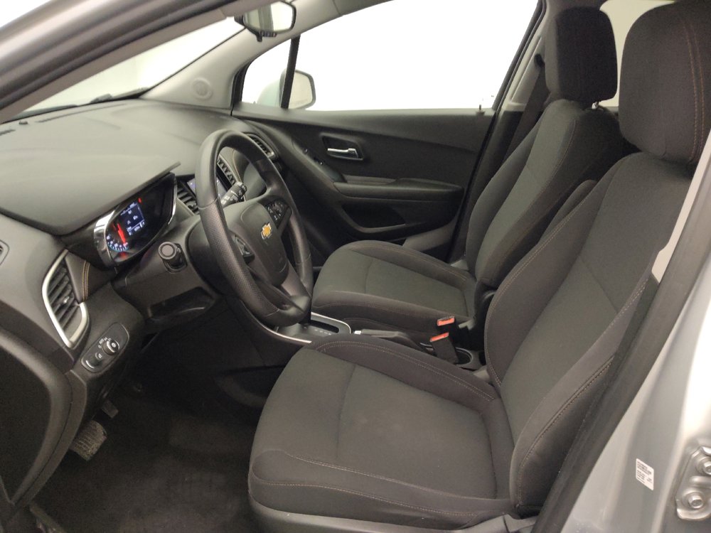 Used 2020 Chevrolet Trax LS w/ Tint and Cruise Package image 17