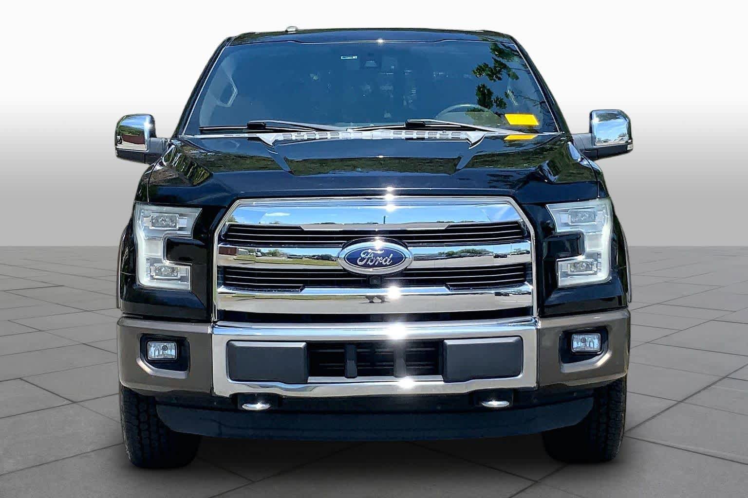 Used 2016 Ford F150 King Ranch w/ Equipment Group 601A Luxury AWD/4WD image 4