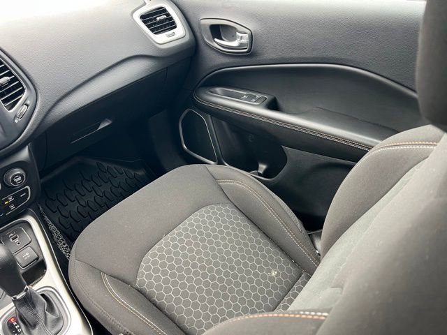 Used 2021 Jeep Compass Sport AWD/4WD image 13