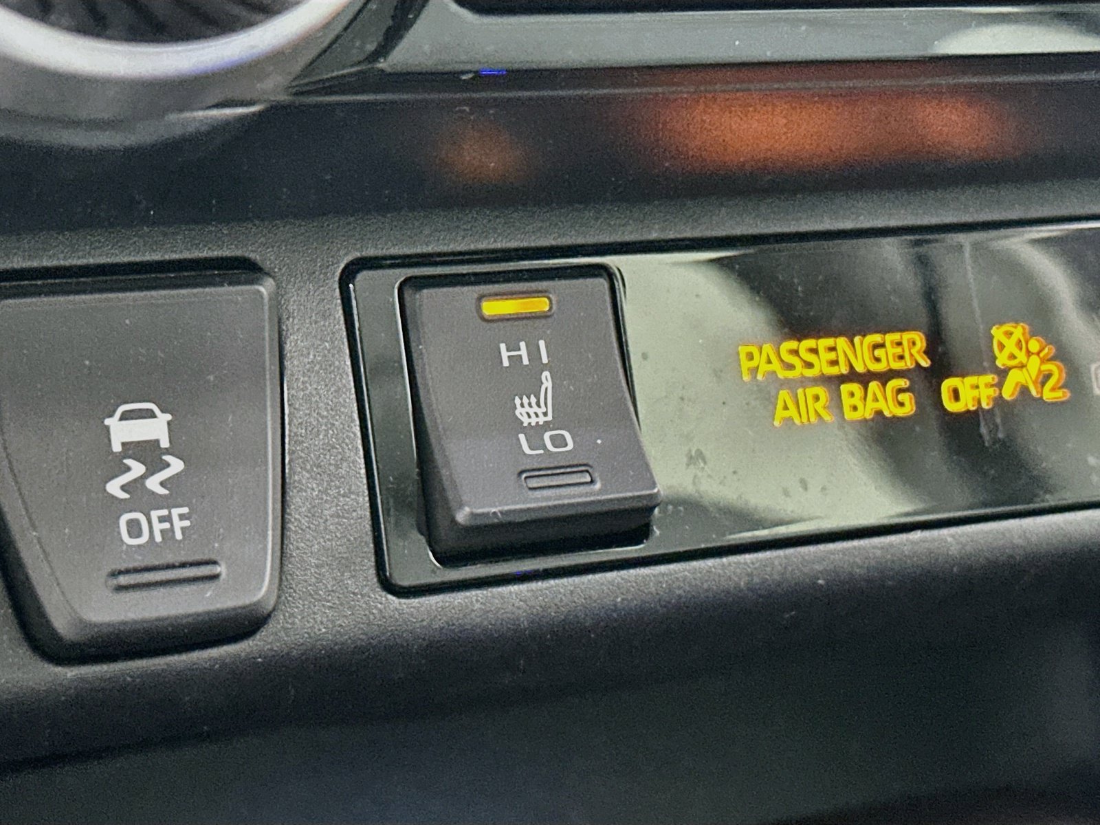 Used 2021 Toyota RAV4 Limited AWD/4WD image 20
