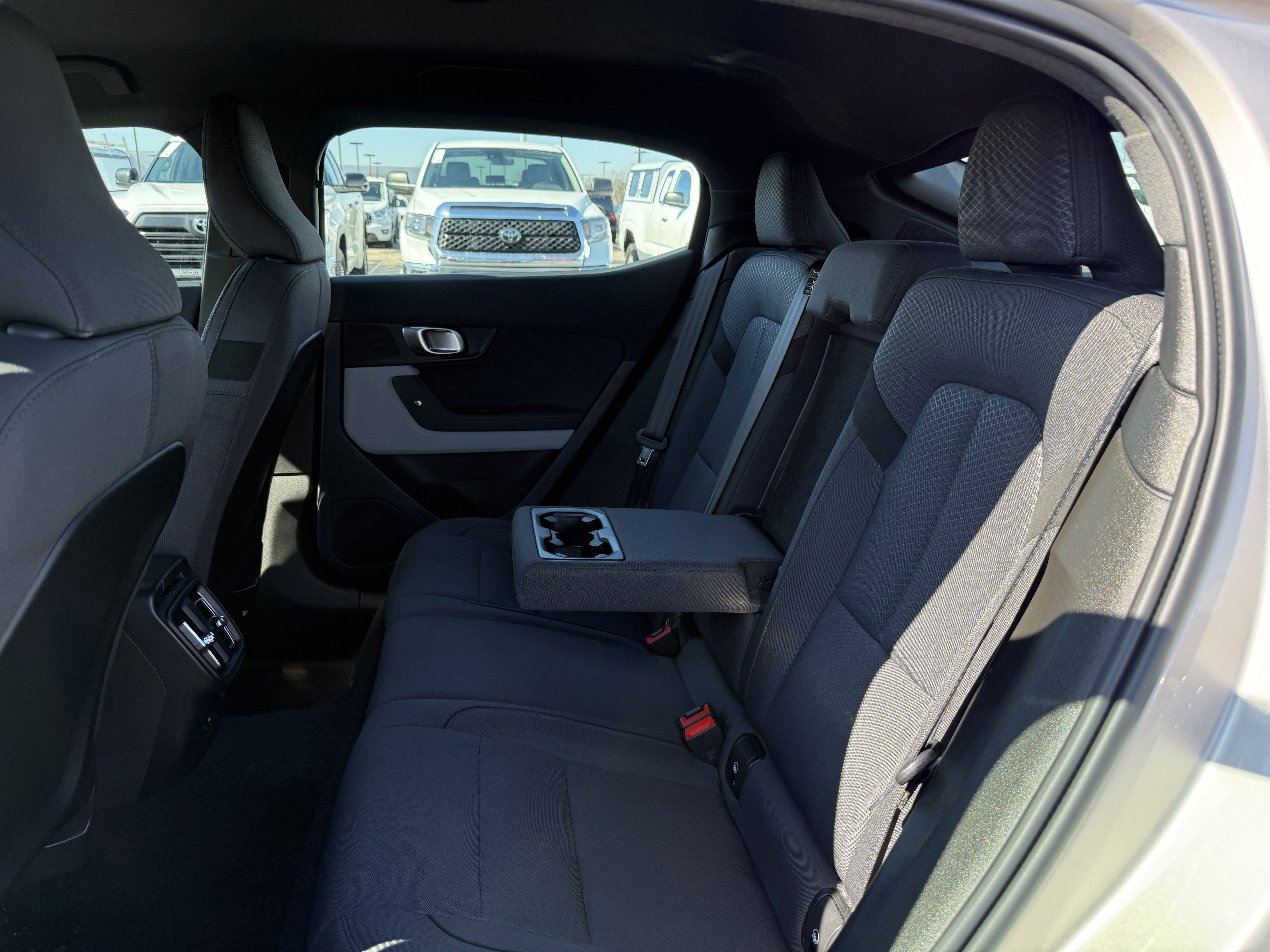 Used 2024 Polestar Polestar 2 image 32