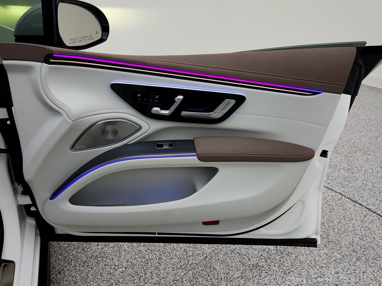 Certified 2023 Mercedes-Benz EQS 580 4MATIC Sedan image 31