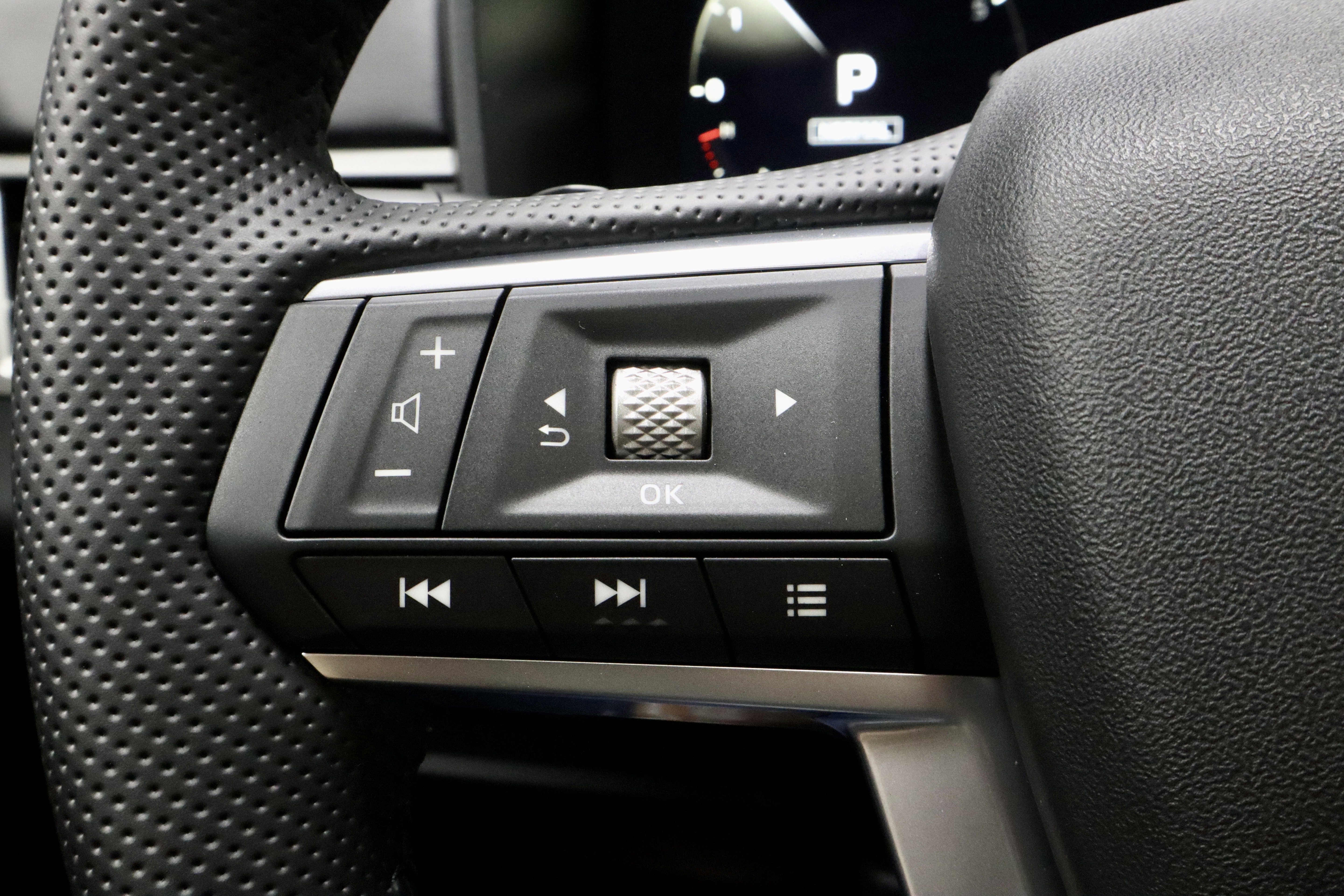 New 2026 Mitsubishi Outlander SE image 19