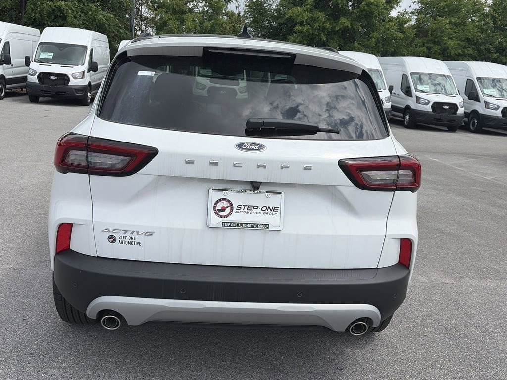 Used 2025 Ford Escape Active w/ Tech Pack #1 FWD image 6